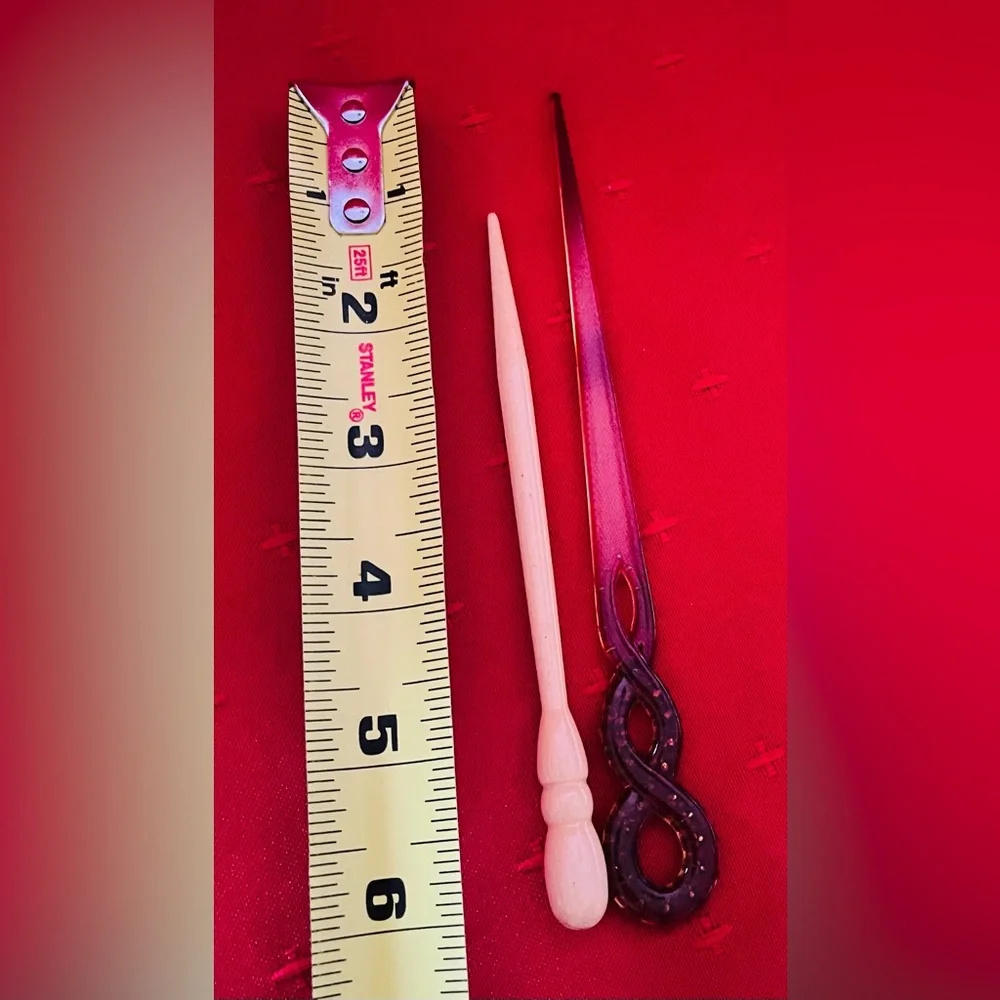 Vintage Hair Stick Set in Brown and Cream - Picture 4 of 4